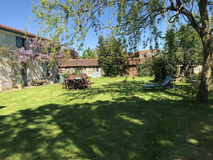 Location de vacances pour 6 personnes, adapté aux familles dans Val en Vignes - 2