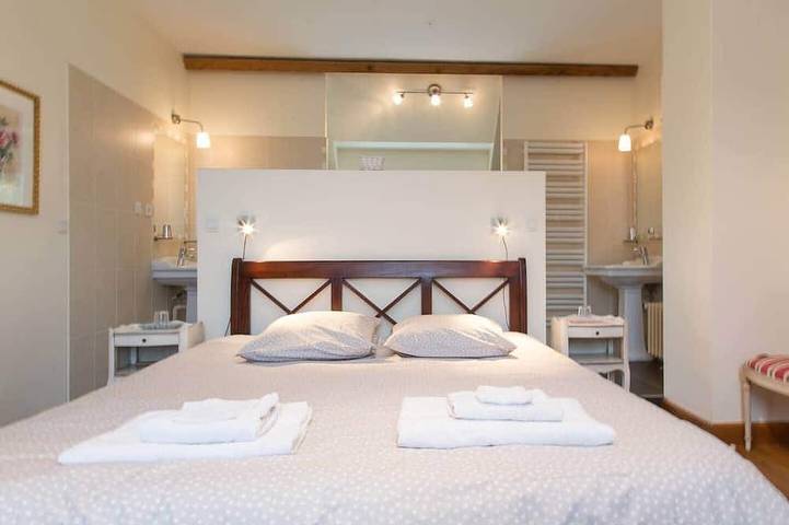 Location de vacances pour 19 personnes, avec jardin à Thésée - 3