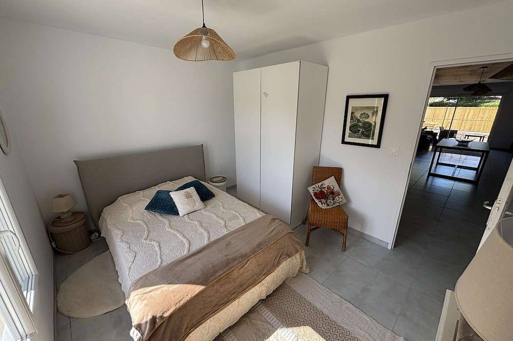 Maison médis 2 bedrooms, sleeps 6 in Médis, Côte de Beauté