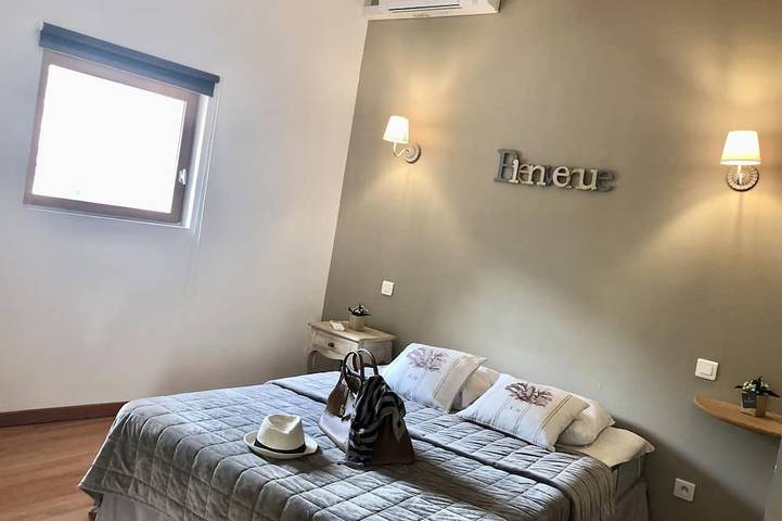 Location de vacances pour 6 personnes, avec terrasse et jardin, animaux acceptés à Montesquieu-des-Albères - 3