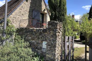 Location de vacances pour 2 personnes, avec jardin à Cheillé