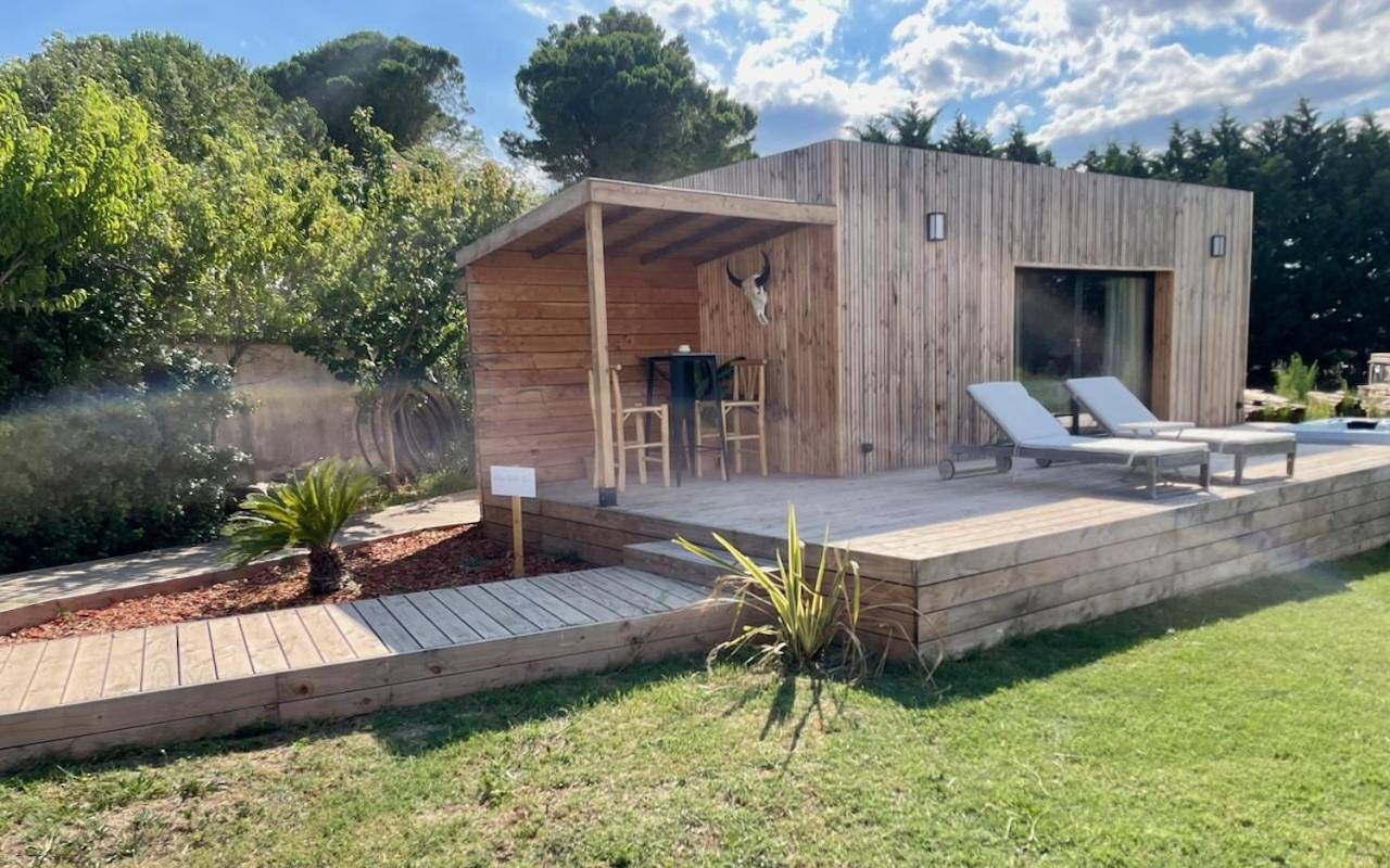 Double Room in Saint-Laurent-d'Aigouze, Côte d'Améthyste