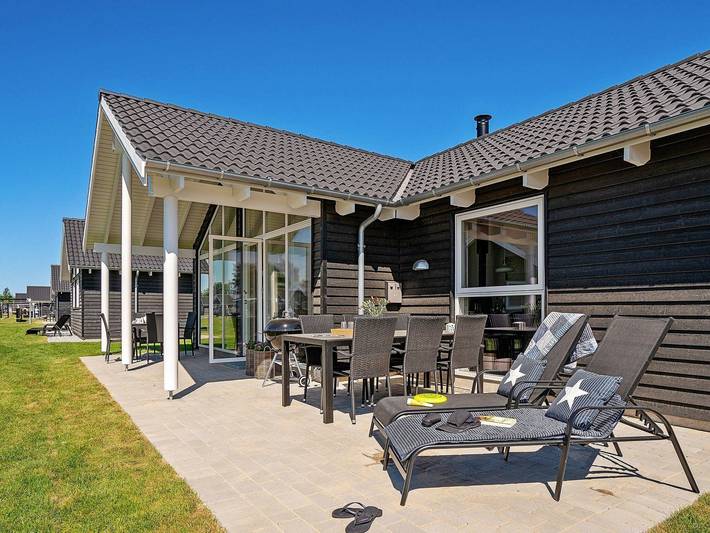 Ferienhaus für 12 Personen, mit Whirlpool und Terrasse sowie Sauna, kinderfreundlich in Kappeln - 3