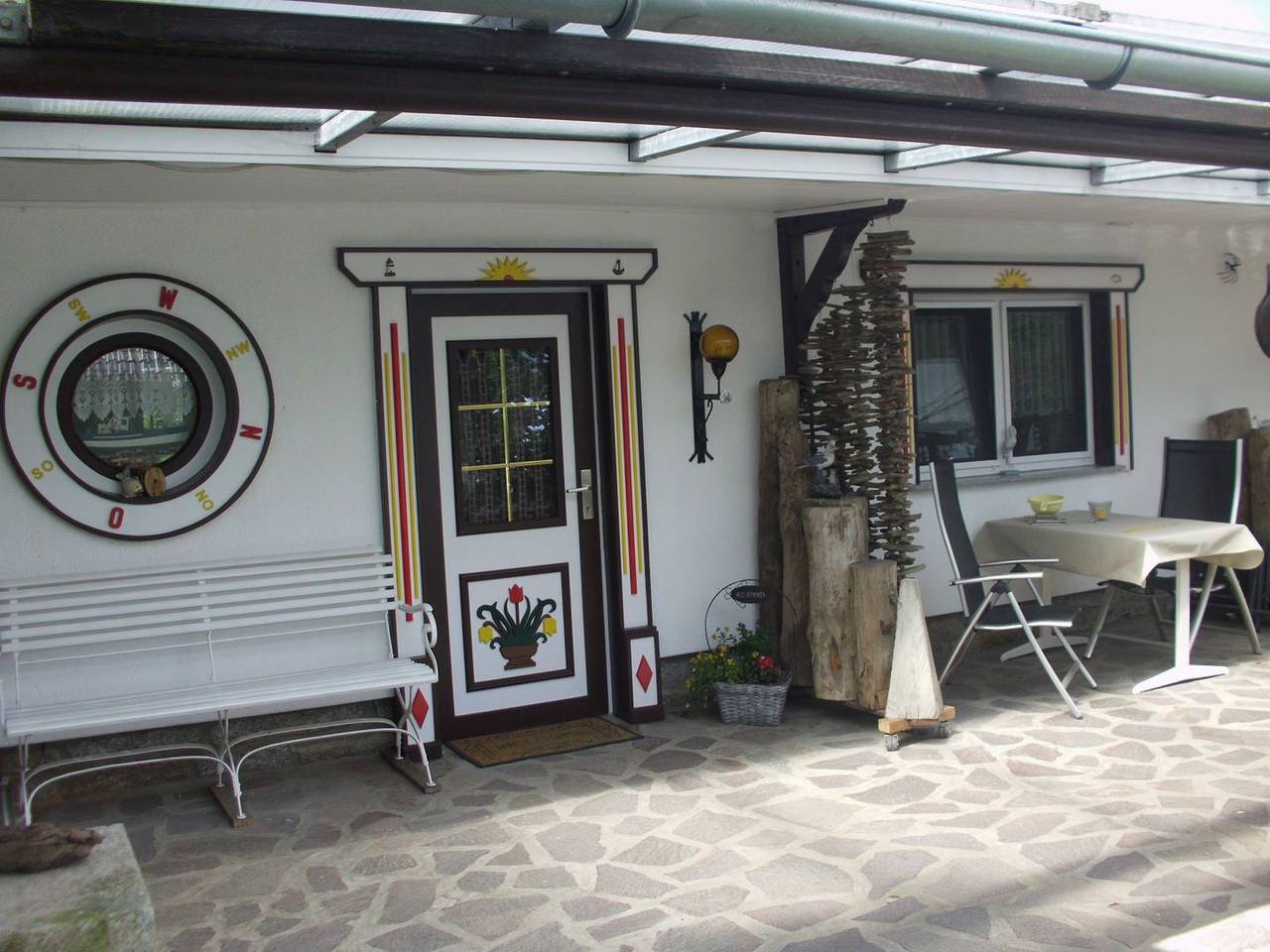 Ganze Wohnung, Kleine maritim und gemütlich eingerichtete Ferienwohnung für 2 Personen - "Koje" in Born a. Darß, Born am Darß