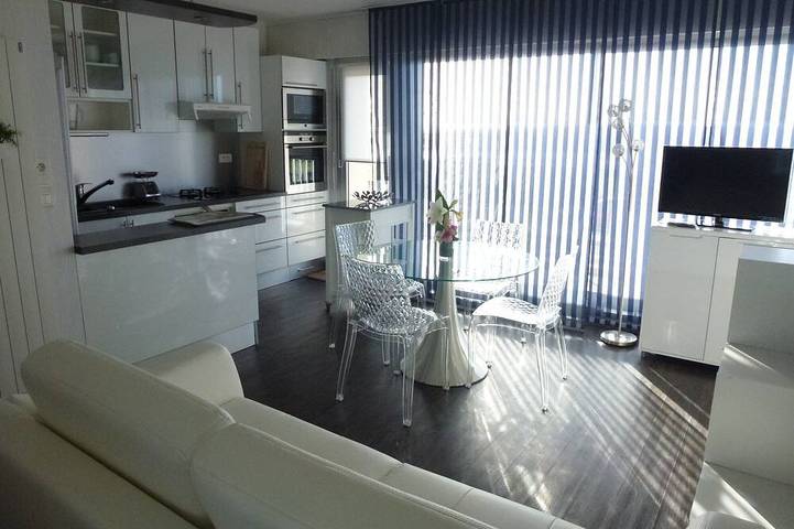 Gîte pour 4 personnes, avec balcon, animaux acceptés dans Port D Echouage Pornichet