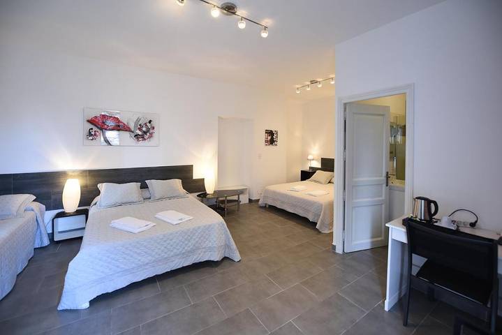 Hôtel pour 3 personnes, avec jardin et piscine à Ghisonaccia - 4