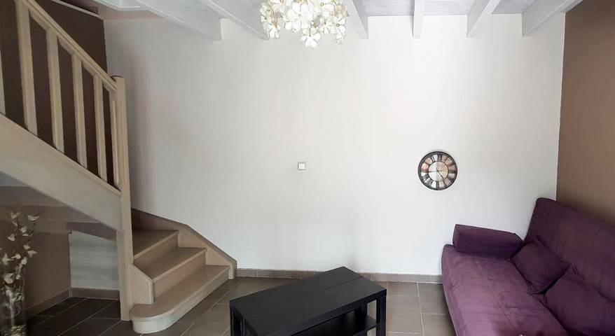 Location de vacances pour 6 personnes, avec jardin dans Faramans (Ain) - 2