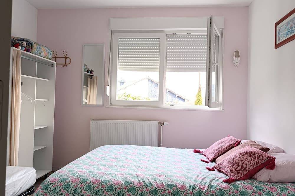 Maison de campagne rénovée avec jacuzzi et espaces de détente in Fraize, Parc naturel régional des Ballons des Vosges