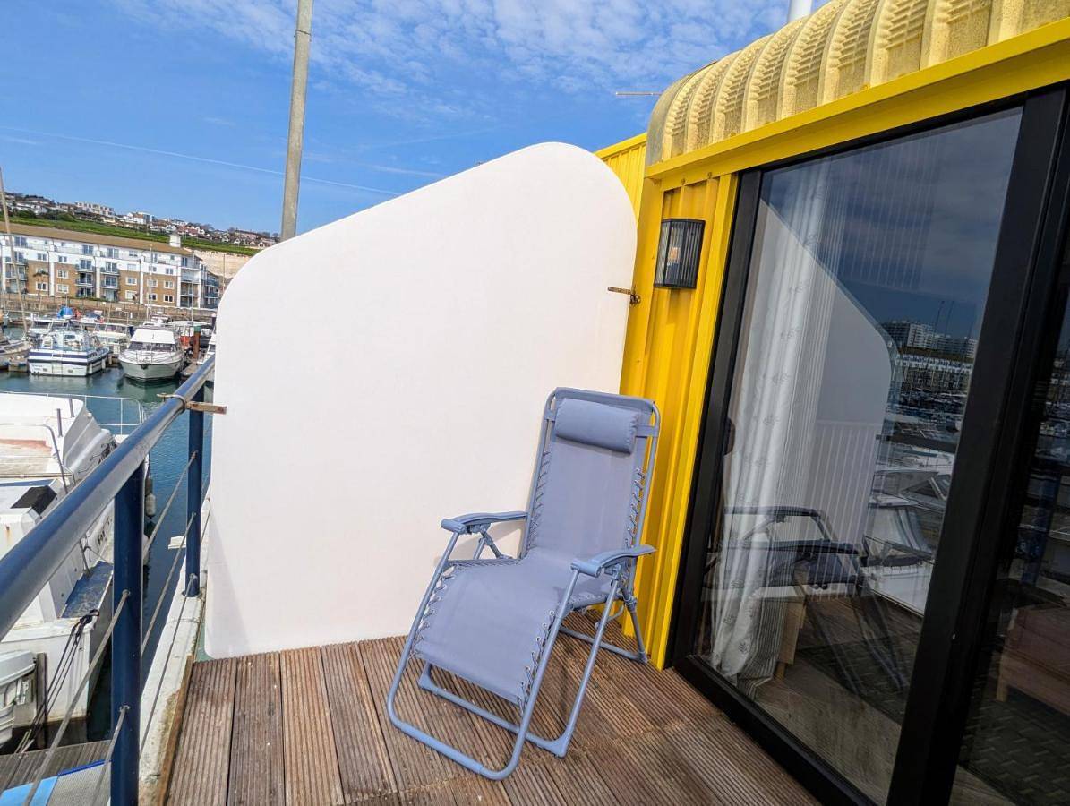 Tinytin home on the ocean in Brighton Marina, Brighton