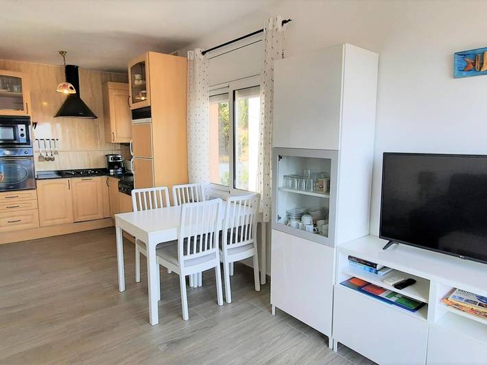 Ferienwohnung für 4 Personen, mit Balkon und Terrasse sowie Garten in Llanca - 3