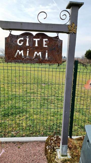 Gîte pour 4 personnes, avec terrasse à Saint-Sulpice-de-Faleyrens