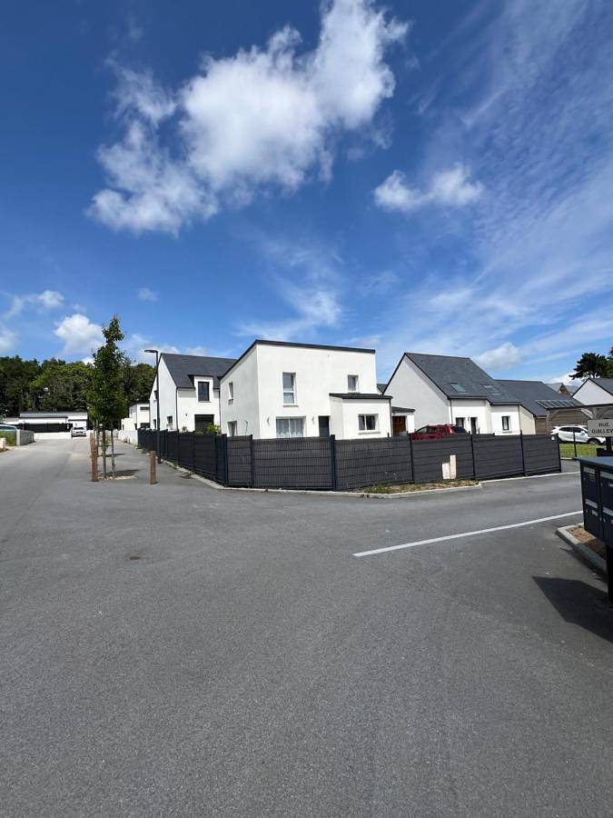 Location de vacances pour 6 personnes, avec jardin ainsi que terrasse et vue à Sulniac