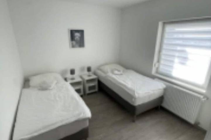 Ganze Wohnung, Wohnung für 4 Personen in 46047 Oberhausen,Wehrstraße 33 Nähe Centro und Bahnhof in Oberhausen, Ruhrgebiet