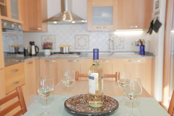 Appartamento intero, Terrace on the Sea • Garden + Sunbeds • Patio in Sori, Riviera Ligure