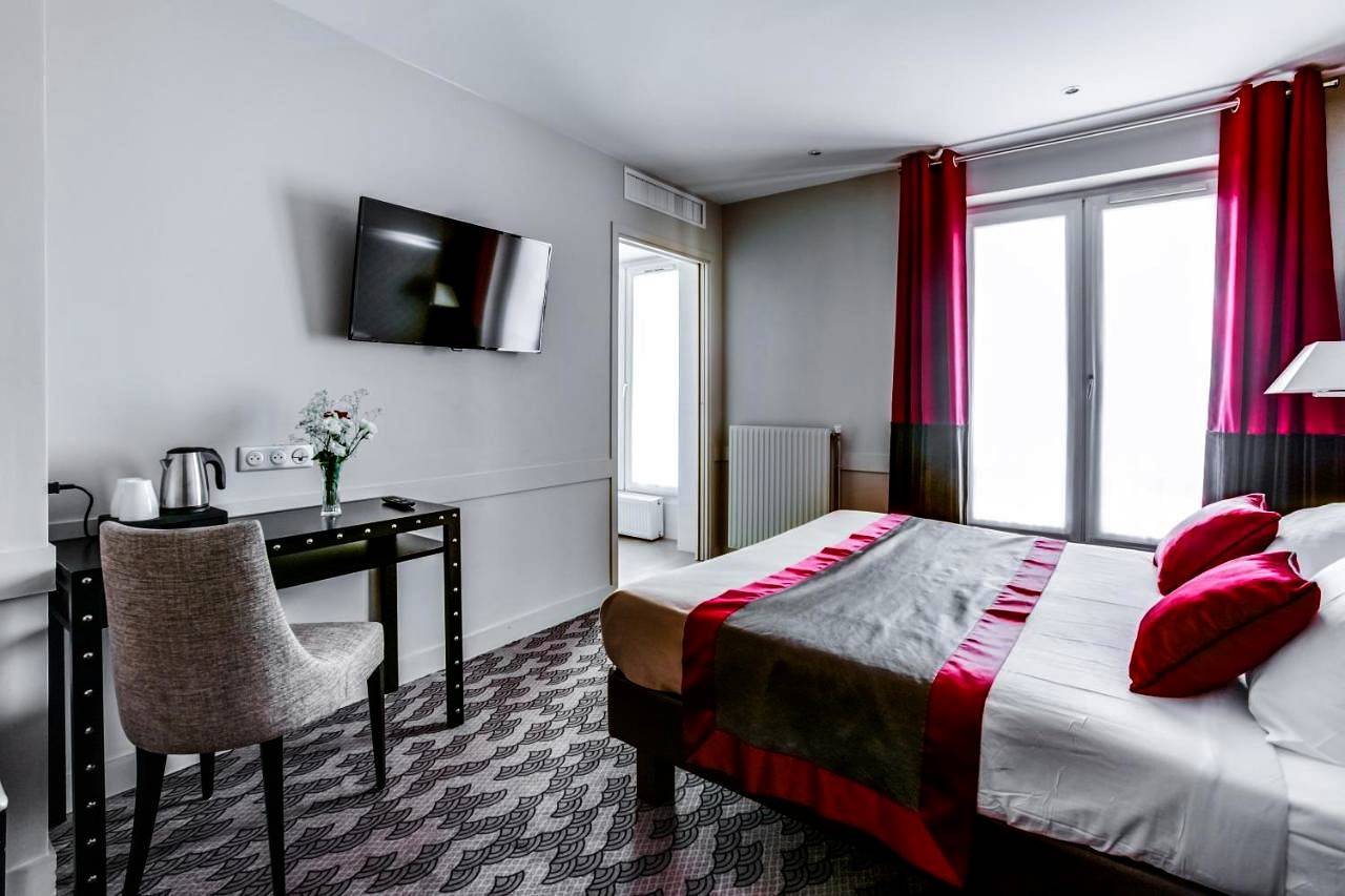 Superior Double or Twin Room in Paris 10e Arrondissement, Paris