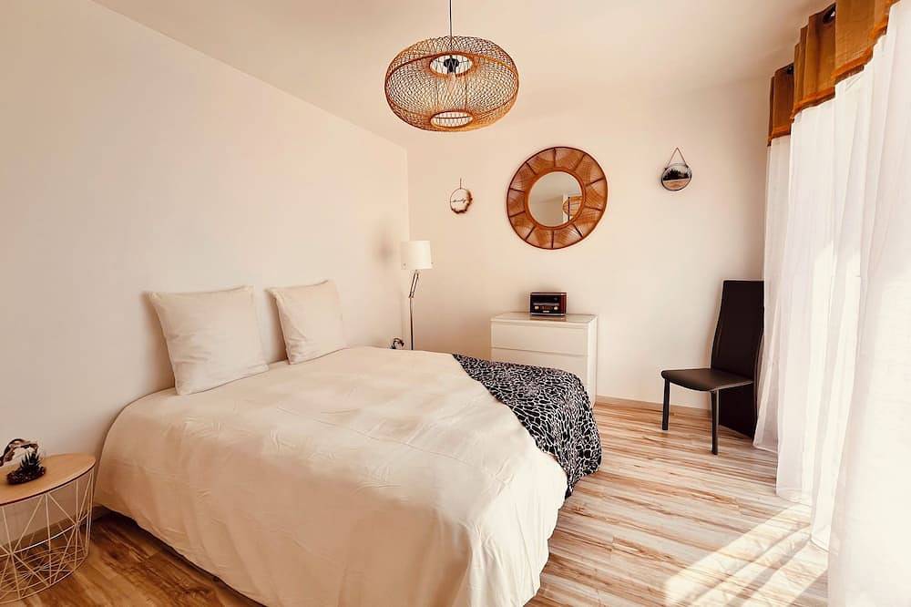 Villa Aurea: a haven of peace with swimming pool / 8 pers in Générac, Region de Nimes
