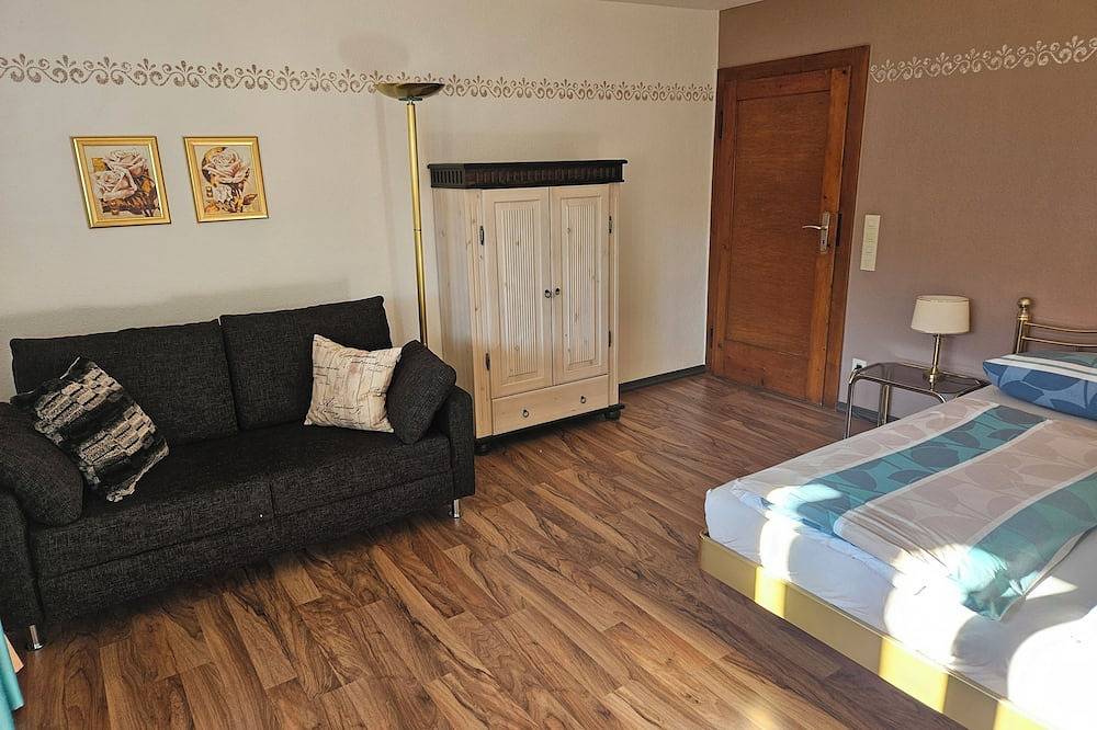 Vacation home Gottschlicht near Rottach-Egern am Tegernsee, own parking lot, W-Lan in Kreuth, Bavarian Alps