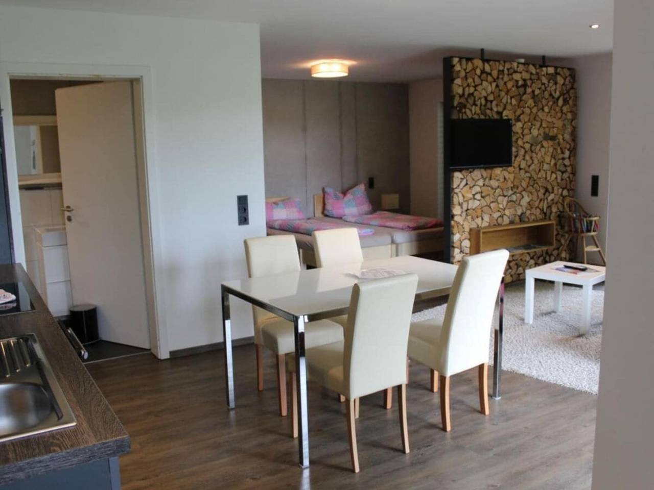 Lake Constance Garden Comfortable holiday residence in Tettnang, Region Bodensee-Oberschwaben