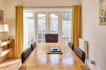 Holiday Rental for 5 People in Margate, Kent, Photo 2