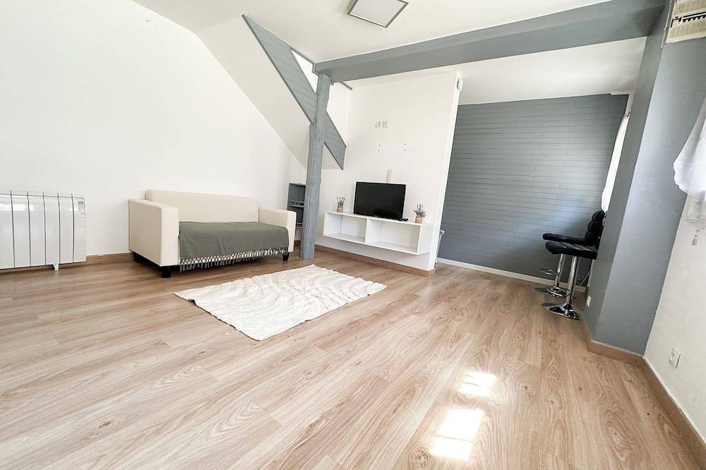 Maison à Deux pas du Centre-ville/ Gare à Pieds in Château-Thierry, Aisne