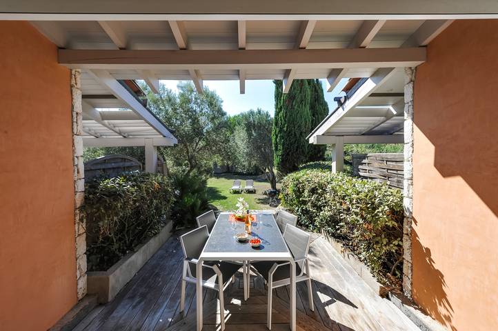 Studio pour 2 personnes, avec Terrasse et Jardin à Bonifacio