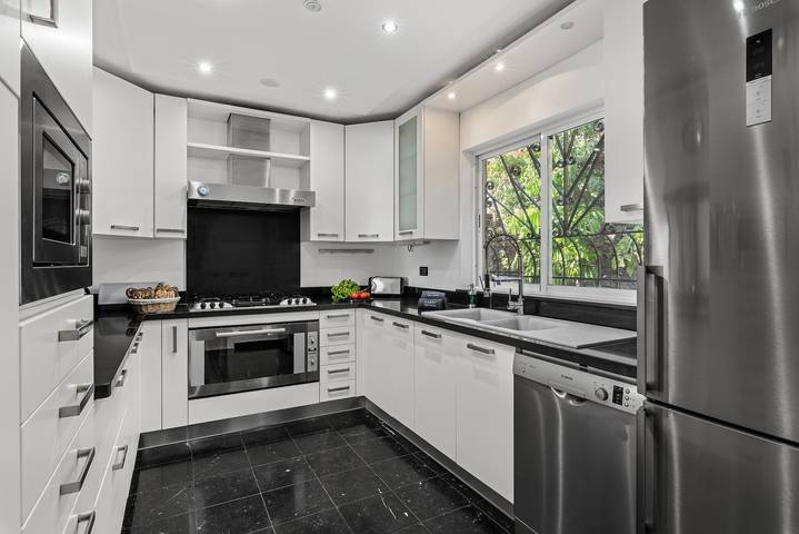 Villa für 6 Personen, mit Meerblick und Terrasse sowie Garten in Adeje
