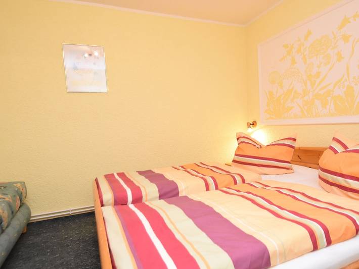 Ferienwohnung für 3 Personen, mit Garten in Blankenburg - 3