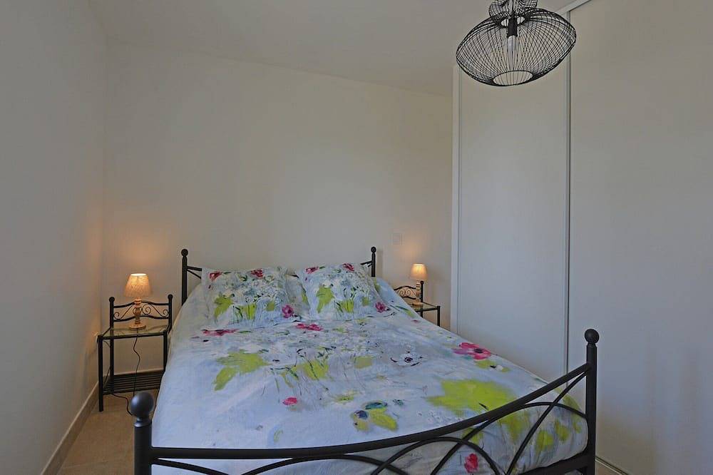 Schöne Villa mit privatem Pool im Gard in Saint-Laurent-de-Carnols, Nimes und Umgebung