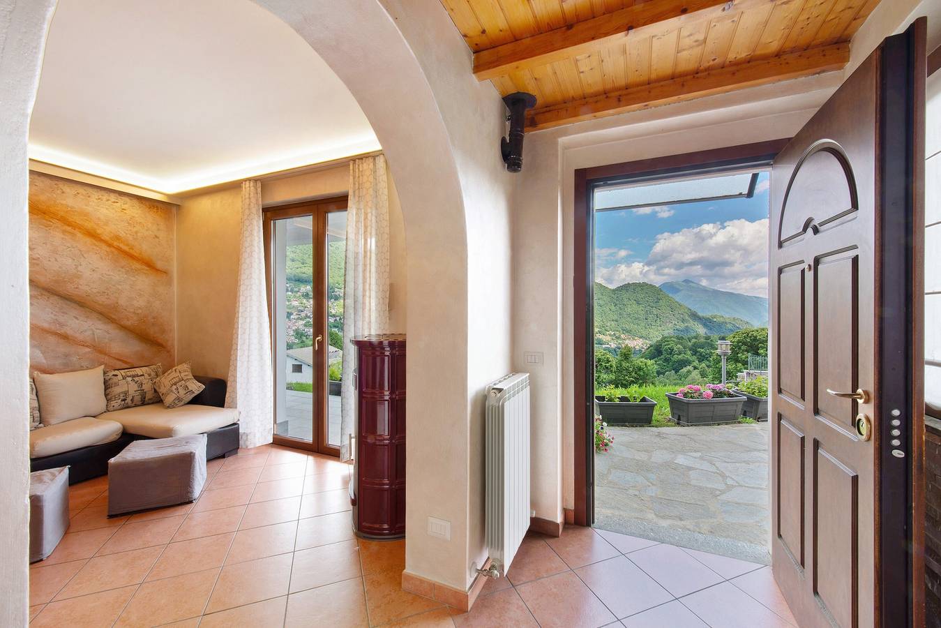 Ferienhaus "Loft Bellavista" mit Bergblick, privater Terrasse und Wlan in San Fedele Intelvi, Centro Valle Intelvi
