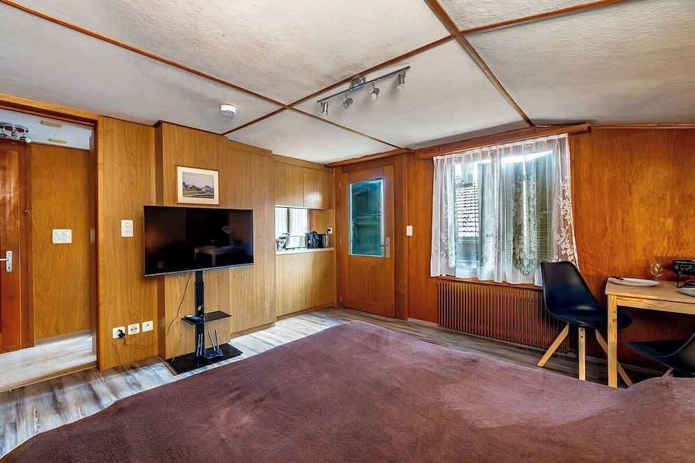 Ganze Wohnung, Chalet in der Natur | Küche | Parkplatz | Wlan in Spiez, Thunersee