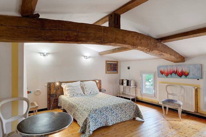 Gîte de Bossuet – Wi-Fi, jardín y aire acondicionado cerca de Burdeos y la costa Atlántica in Saint-Denis-de-Pile, Región de Libourne