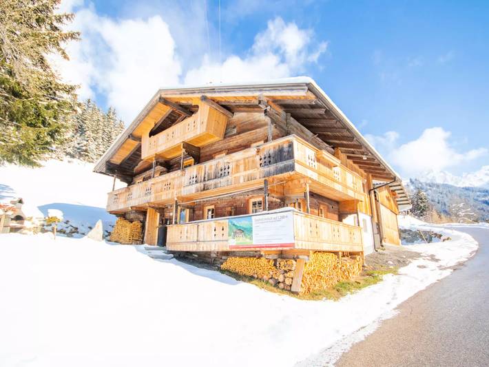 Chalet für 10 Personen, mit Balkon und Sauna in Stummerberg