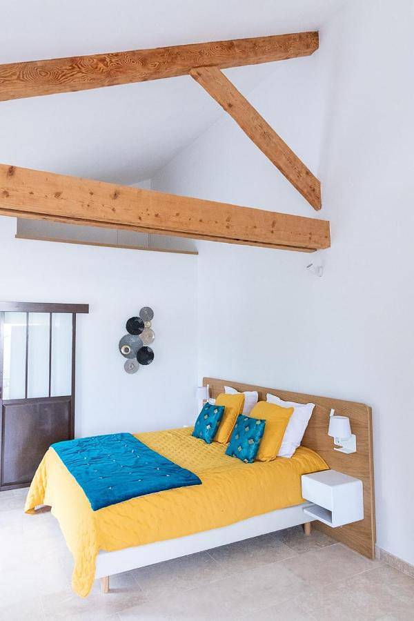 Double Room with Mountain View in Jonquières, Vaucluse