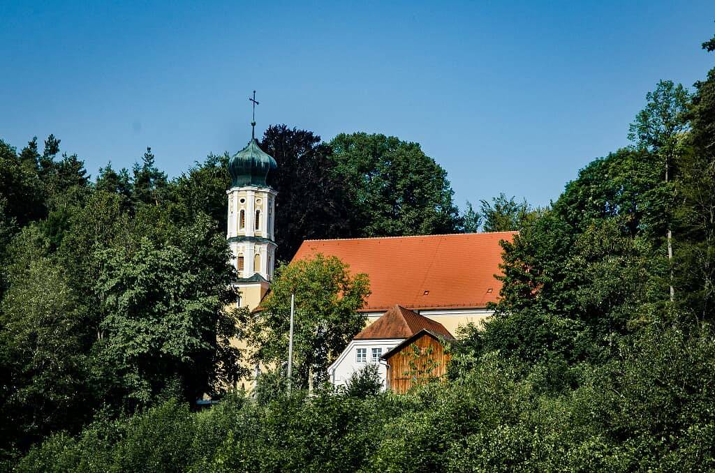 Wallfahrts-Gaststätte Heilbrünnl - Doppelzimmer (20 qm) mit tollem Panoramaausblick in Roding, Ostbayern