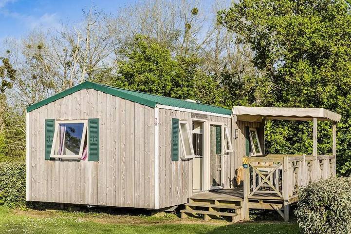 Camping für 6 Personen, mit Terrasse in Bénodet