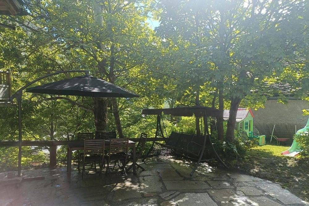 Appartement entier, Appartement 'Le Sabot de Vénus - Chalet Le Névé' avec vue montagne, terrasse partagée et Wi-Fi in Bonneval-sur-Arc, Région de Saint-Jean-de-Maurienne