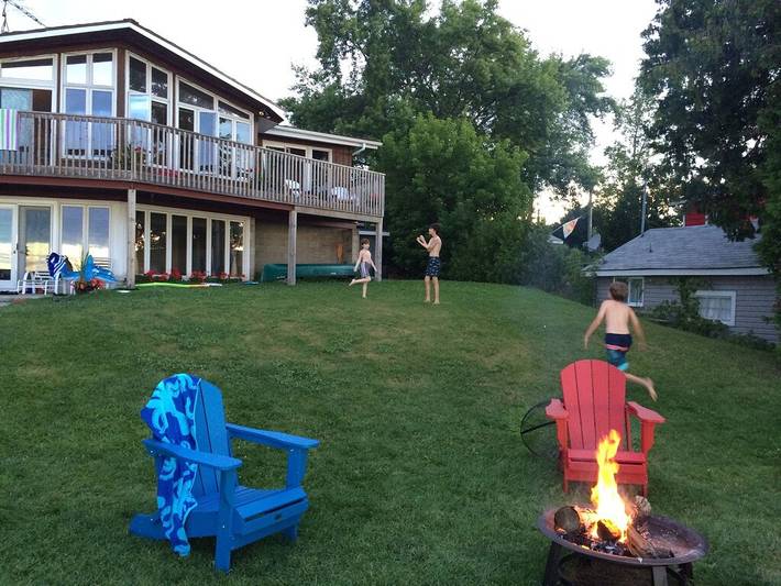 Cabin rentals and lodges for 10 people, with garden and terrace in Kawartha Lakes