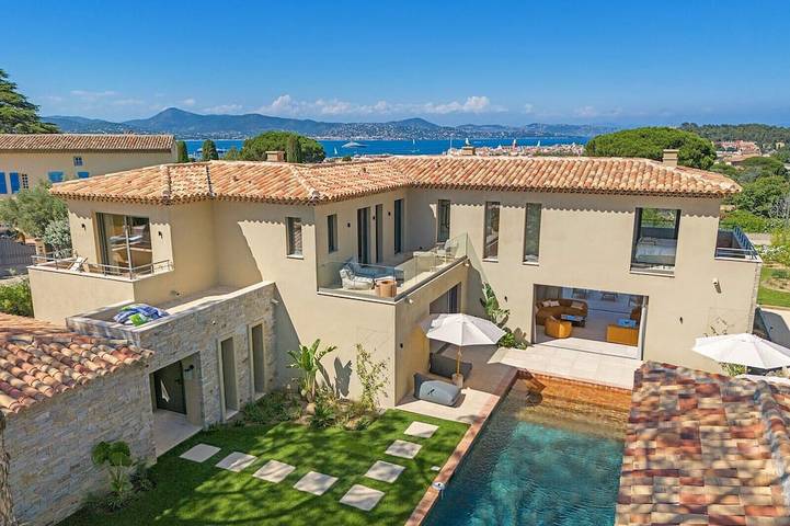 Villa mit pool für 11 Personen, mit Sauna und Terrasse sowie Garten in Saint-Tropez