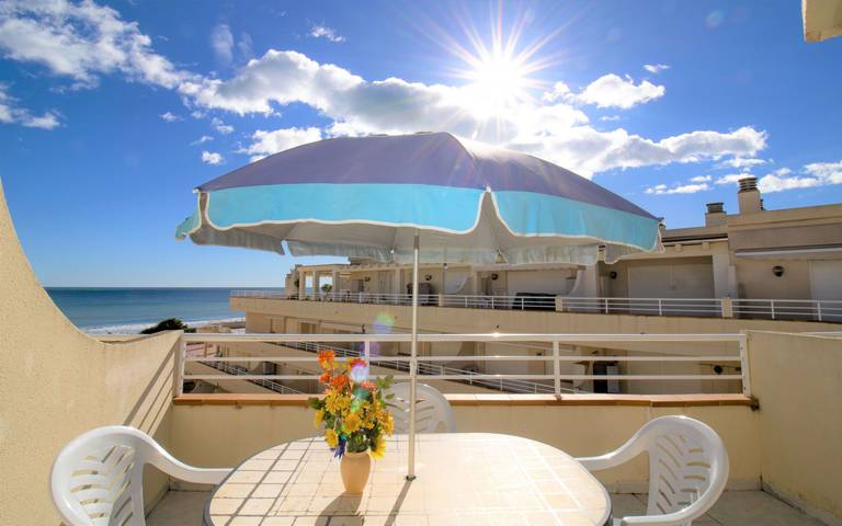 Apartamento de vacaciones para 4 personas, con terraza y piscina - 1