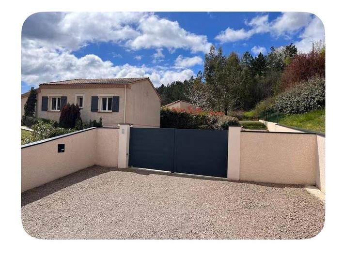 Location de vacances pour 8 personnes, avec terrasse ainsi que piscine et vue à Cagnac-les-Mines - 4
