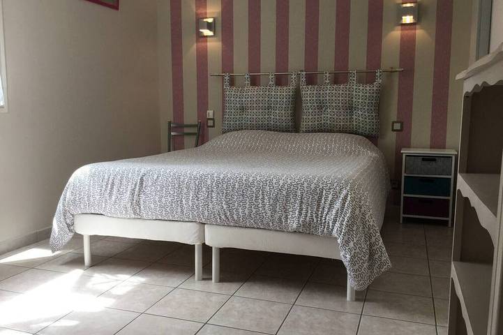 Villa pour 6 personnes, avec balcon et jardin à L'Isle-sur-la-Sorgue - 2