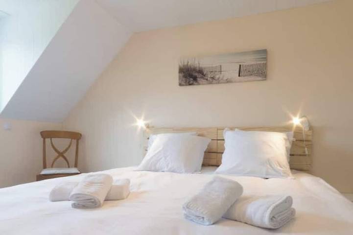 Location de vacances pour 7 personnes, avec Balcon et Jardin à Plourin