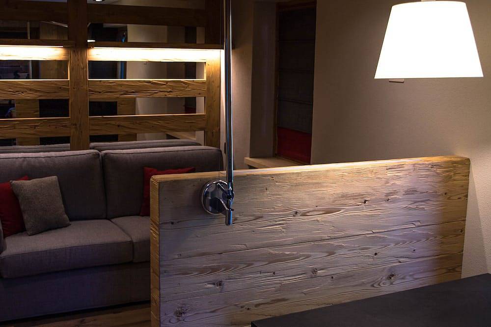 Entire apartment, A corner of peace between greenery and mountains in Comune di Pré-Saint-Didier, Ruitor Massif