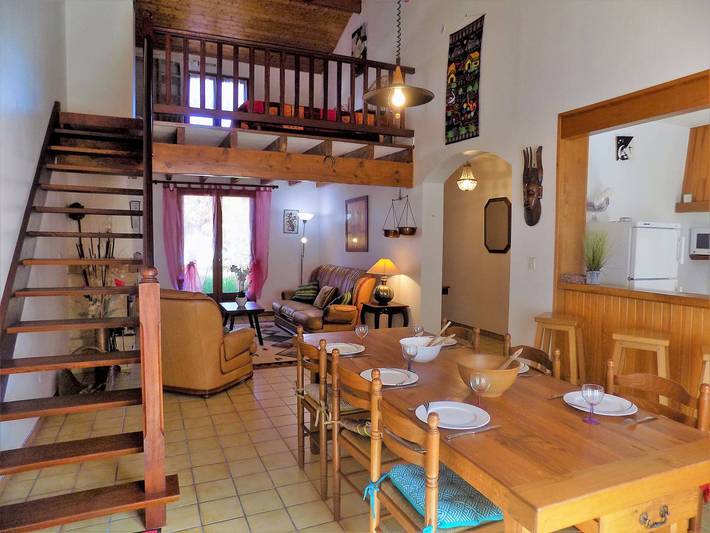 Location de vacances pour 8 personnes, avec terrasse et jardin dans La Palmyre - 2