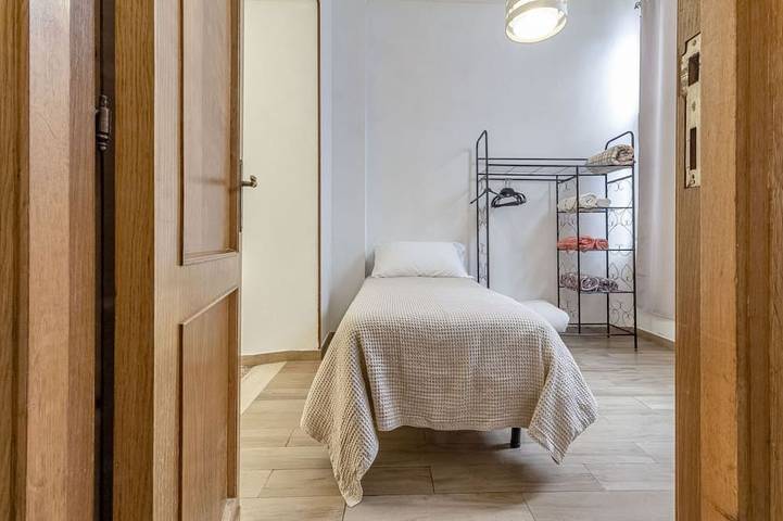 Entire apartment, Lovely Piazza santa maria Apartment in Sassari, Sassari Province