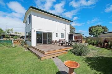 Holiday Home for 10 People in Apollo Bay, Great Ocean Road, Photo 2