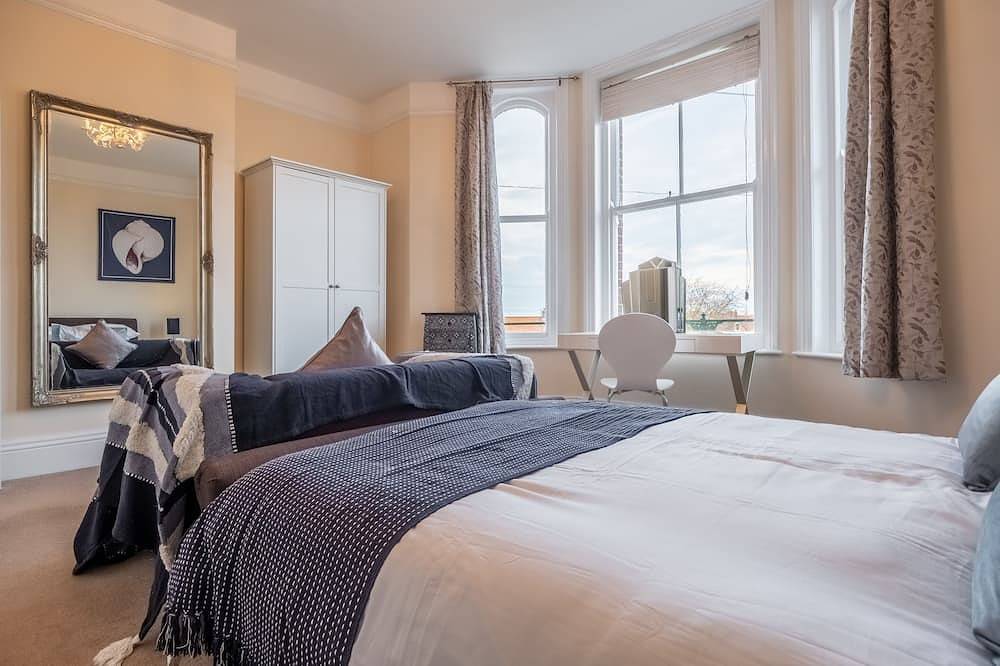 Entire apartment, Lighthouse View, Cromer, Norfolk in Norfolk Coast