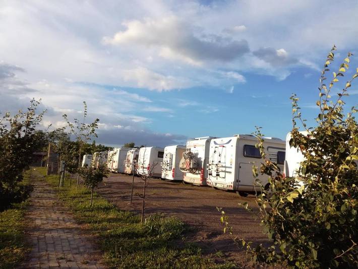 Camping pour 6 personnes, avec jardin ainsi que vue et piscine - 1