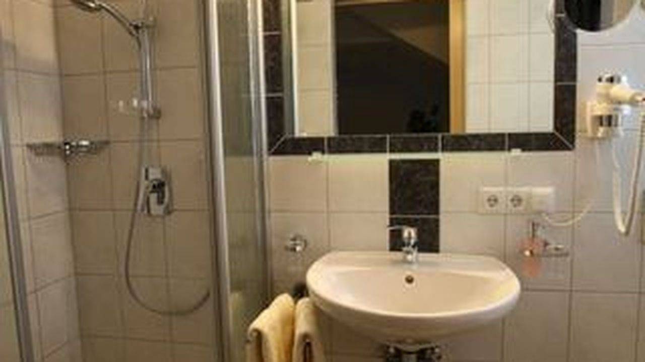 Room for 9 people with balcony in Nauderer Berge, Nauders