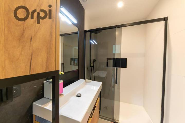 Location de vacances pour 6 personnes, avec vue ainsi que terrasse et piscine à Villelongue-de-la-Salanque